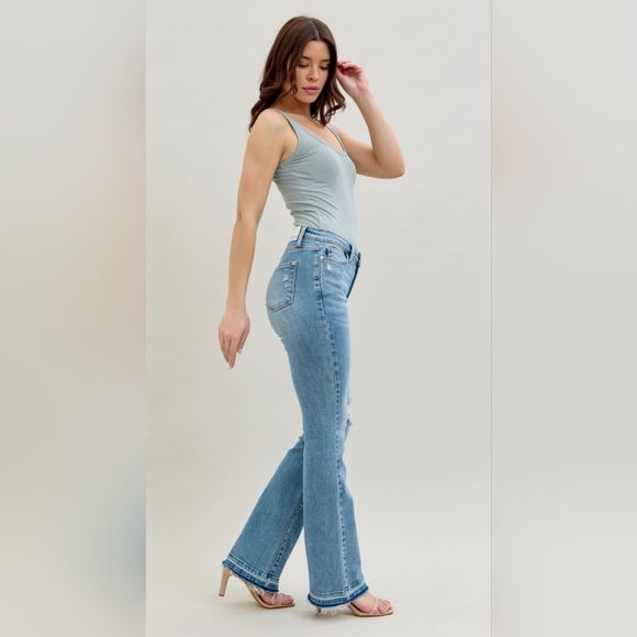 Judy Blue Mid Rise Medium Wash Released Shadow Hem Bootcut Jeans Various NEW - Picture 7 of 16